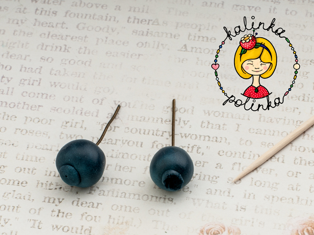 черника из полимерной глины