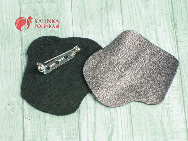 Brosh cvetok iz bisera