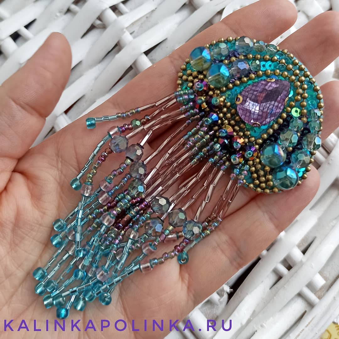 Брошь медуза из бисера своими руками