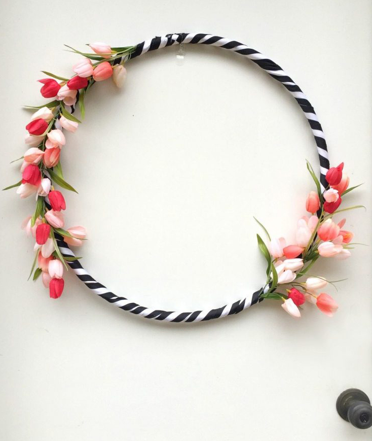 Paskhalnyj venok svoimi rukami