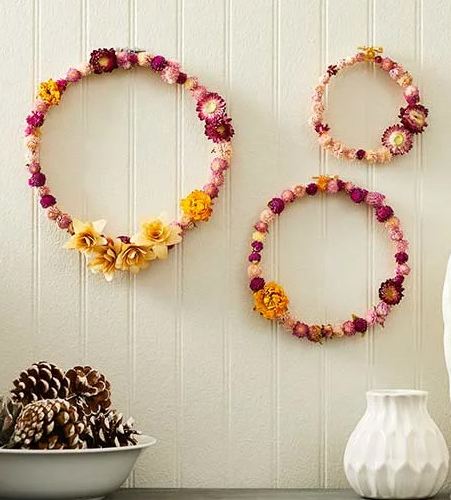 Paskhalnyj venok svoimi rukami