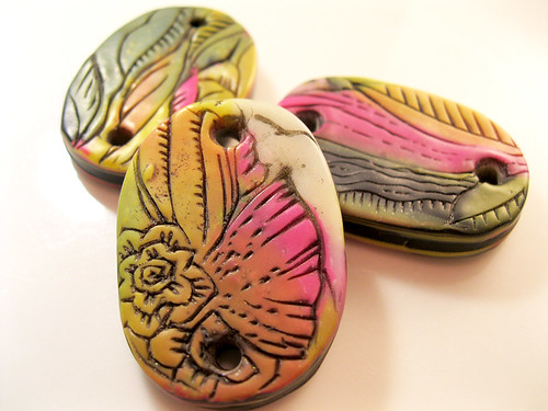 oval floral connectors