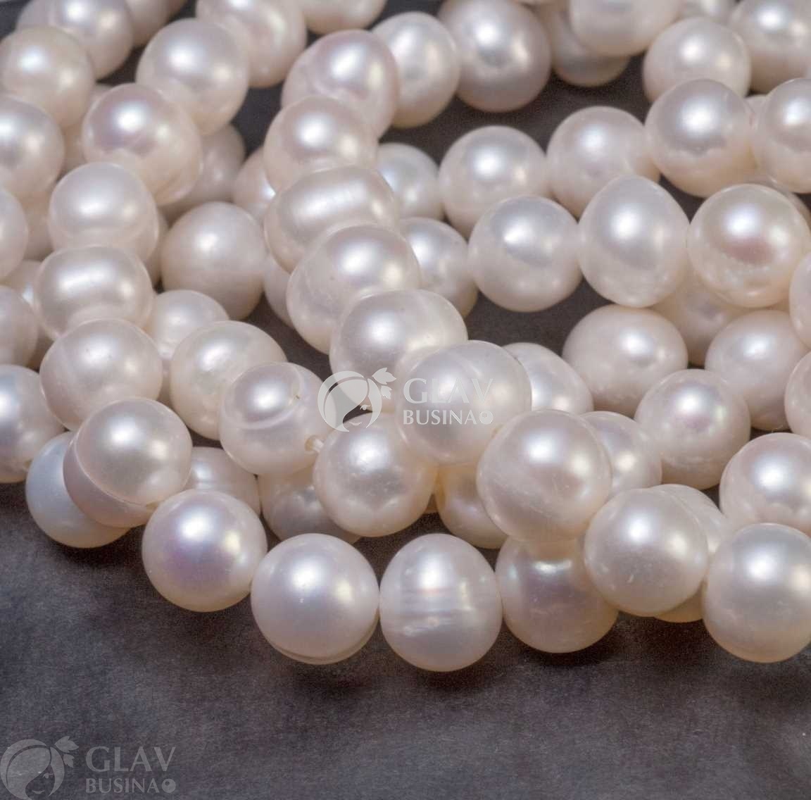 ОПТ (10 бусин) Жемчуг пресноводный, натуральный, круглый, р-р 6-8х7-8мм, отв. 0.8мм, белый.