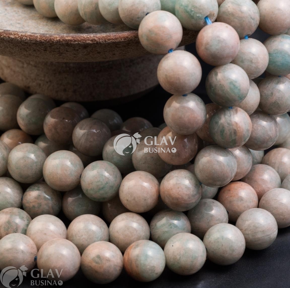 ОПТ (100 бусин) Бусины амазонита редкой натуральной мятно-розовой расцветки, шар диам. 8мм, отв-е 1мм.