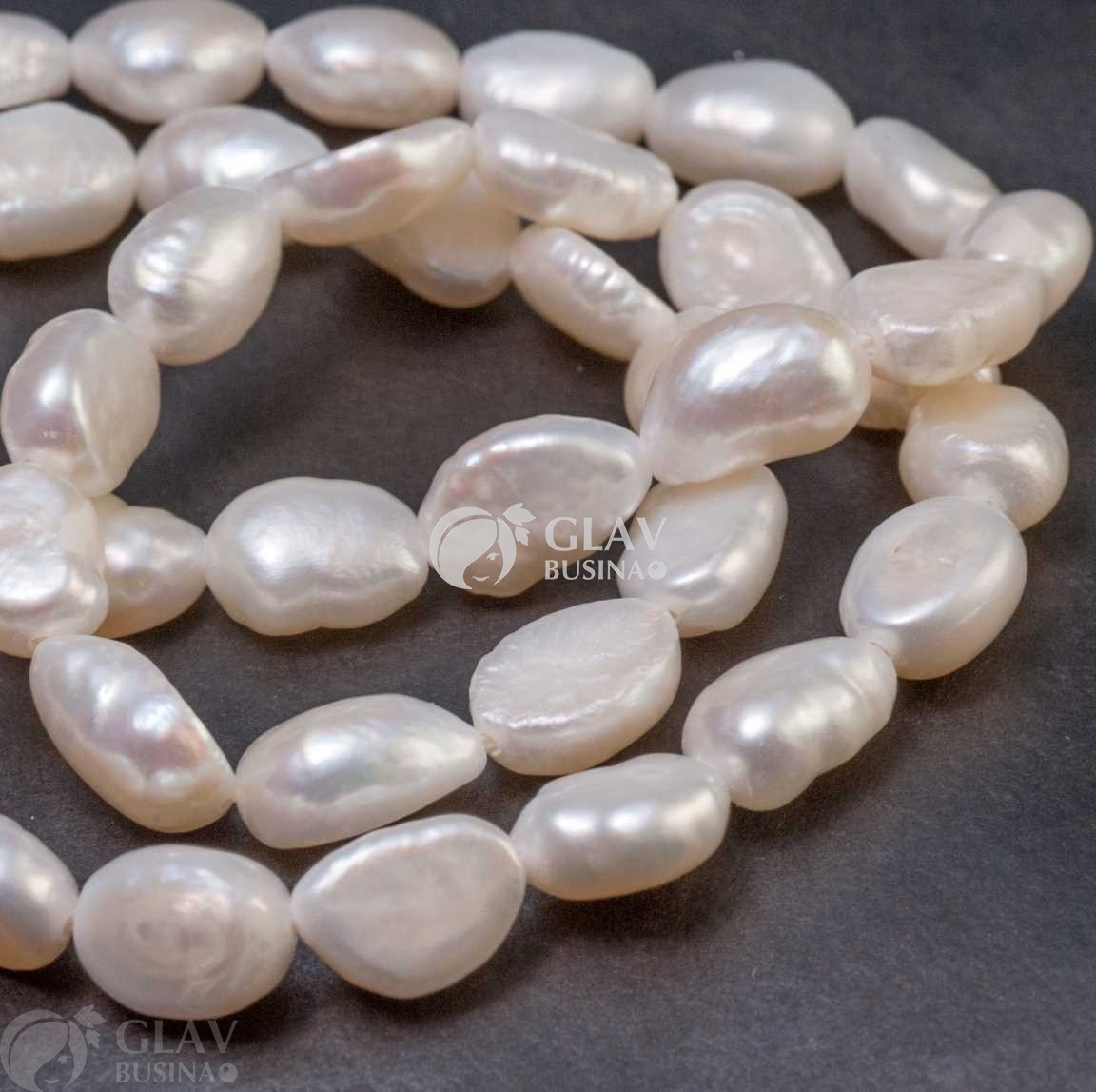 ОПТ (10 бусин) Жемчуг пресноводный, натуральный, бусина-кабошон, р-р 6-7х8-9мм, отв. 0.8мм, белый.