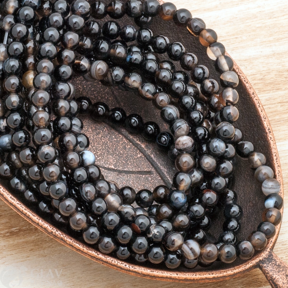 ОПТ (10 ниток) Нитка бусин из черного агата, диам. 4мм, отв-е 0,8мм, длина 37 см / 93 бусины