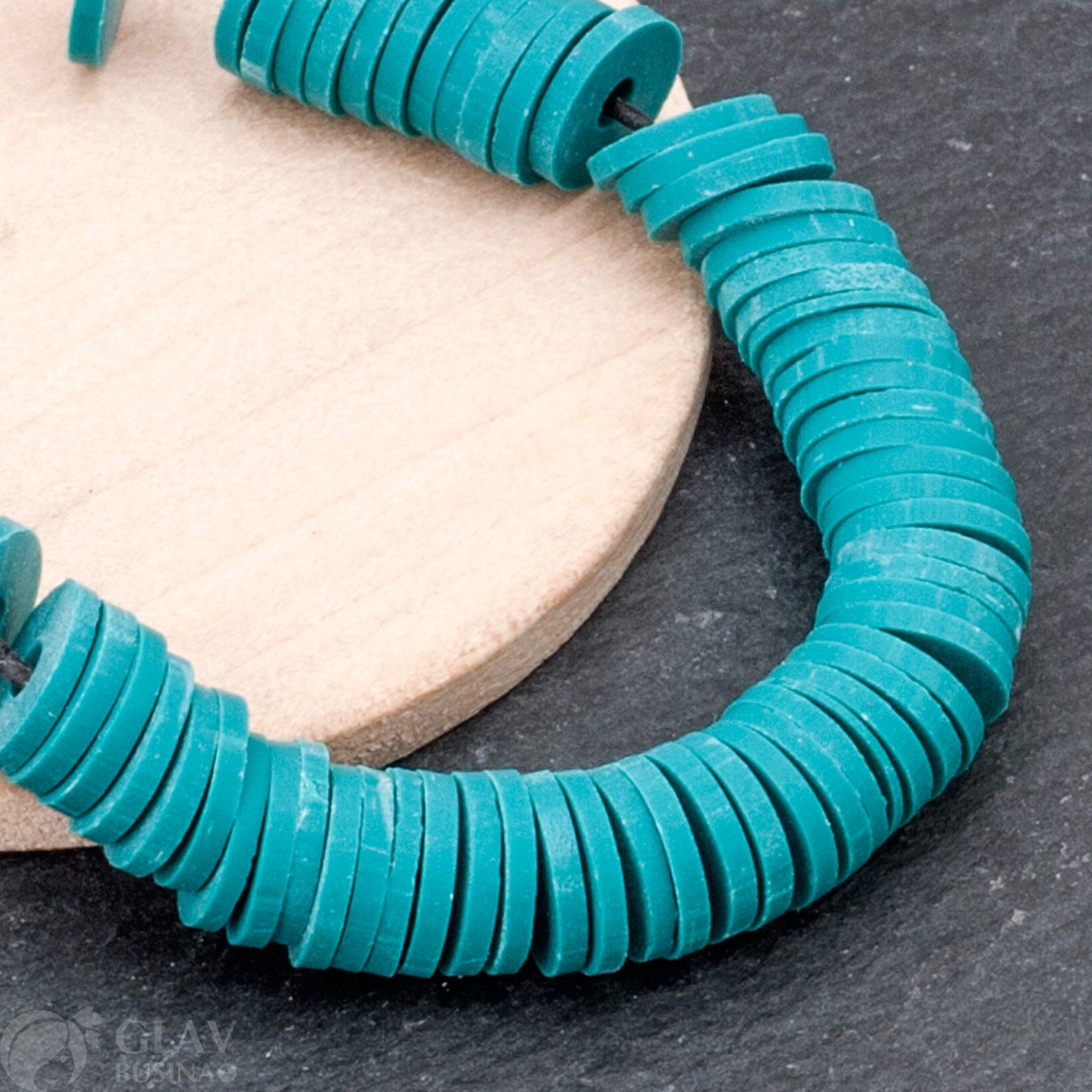 ОПТ (150 гр.) Низка бусин хейши из полимерной глины, цвет темный циан (темный сине-зеленый), 22 см, вес 15гр., ок 200 бусин, р-р 8х1мм, отв 2 мм.