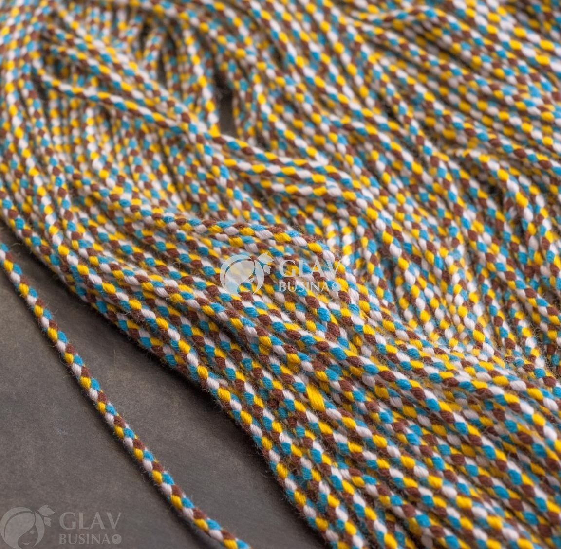 ОПТ (20 метров) Шнур для браслета двуцветный, полиэстровый из нитей 4 цветов коричневый, белый, голубой, желтый, 2мм.