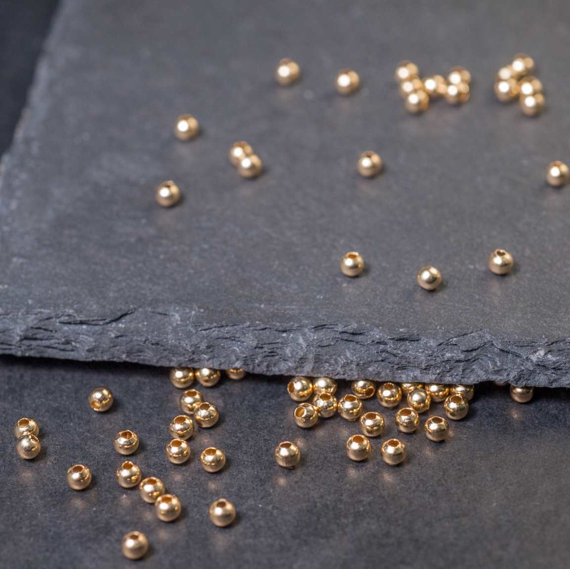 Полые бусины из хирургической стали, 3х2.6мм, отв. 1.2мм, цвет покрытия золото.