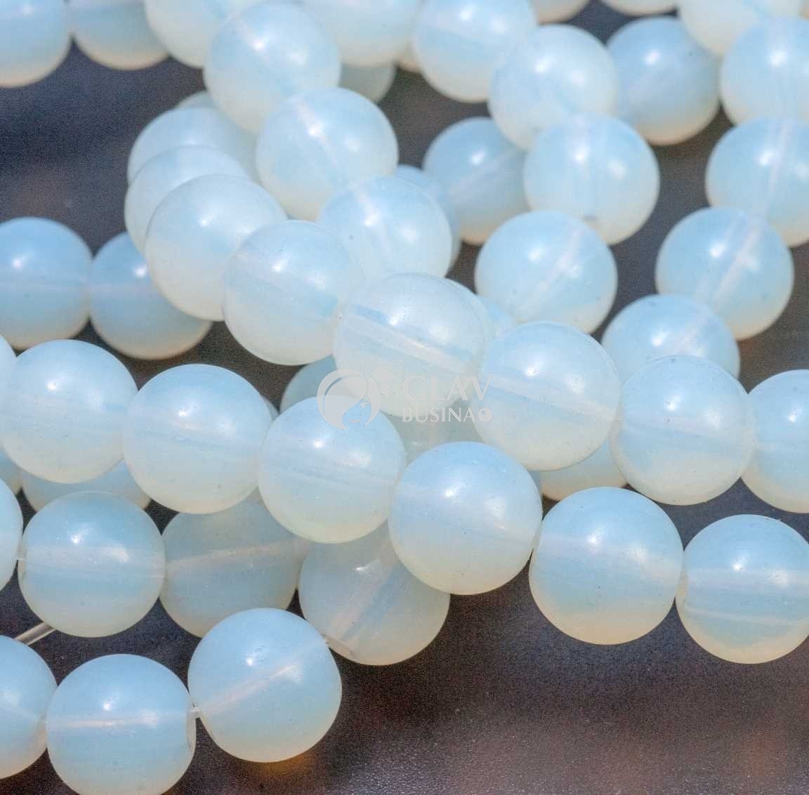 ОПТ (100 бусин) Бусины-шарики диам. 10 мм из прозрачного стекла, цвет молочно-белый, отв-е 1мм.