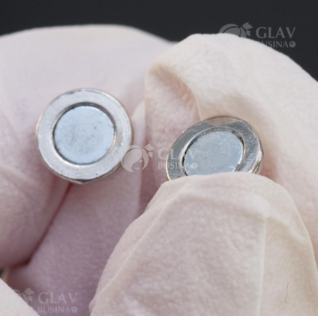 ОПТ (50 шт) Замок магнитный из бижутерного сплава, р-р 13х8мм, отв-я 1.2мм, цвет платина.