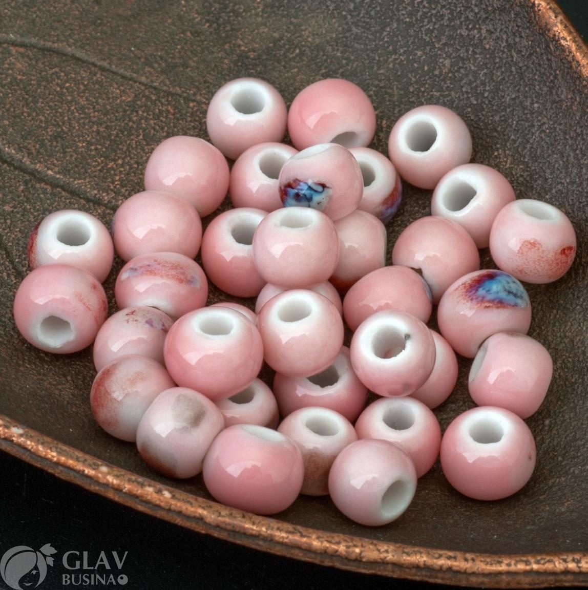 ОПТ (50 бусин) Керамическая бусина ручной работы, цвет молодой фламинго (розовый, бордовый, нежно-голубой, белый), р-р 5,5х6,5мм, отв 2мм.