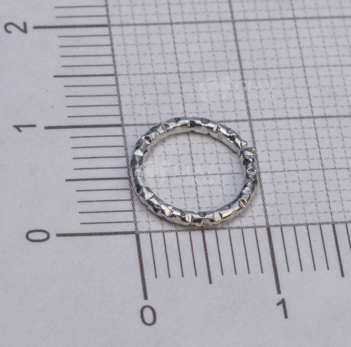 Колечки-коннекторы с насечками, 10х1.2 мм, цвет платина, закрытые, железные.