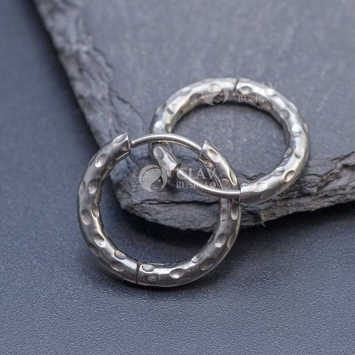 Швензы-бублики, узор-капли, хирургическая сталь, внутр. диам. 12мм, толщина 2.5мм.