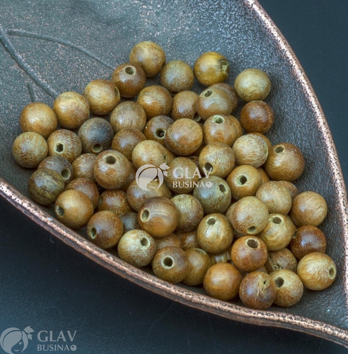 ОПТ (1000 бусин) Бусины-шарики из сандала, полу-прозрачный зеленый лак, шлифованные, легкий аромат, 6мм, отв. 1,2мм.