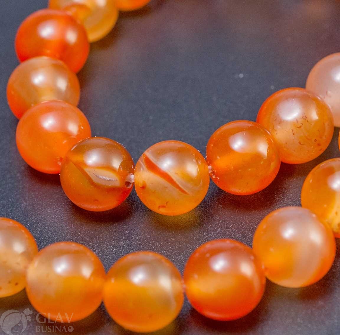 Красный агат прозрачный, гладкие полированные бусины, шар, р-р 10мм, отв. 1мм.