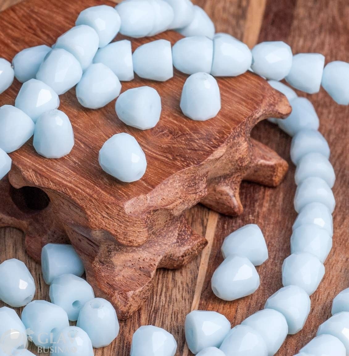 ОПТ (100 бусин) Бусина-пуля из непрозрачного стекла, граненая, цвет холодной воды (светлый голубой), р-р 8х7,5мм, отв. 1,2мм.