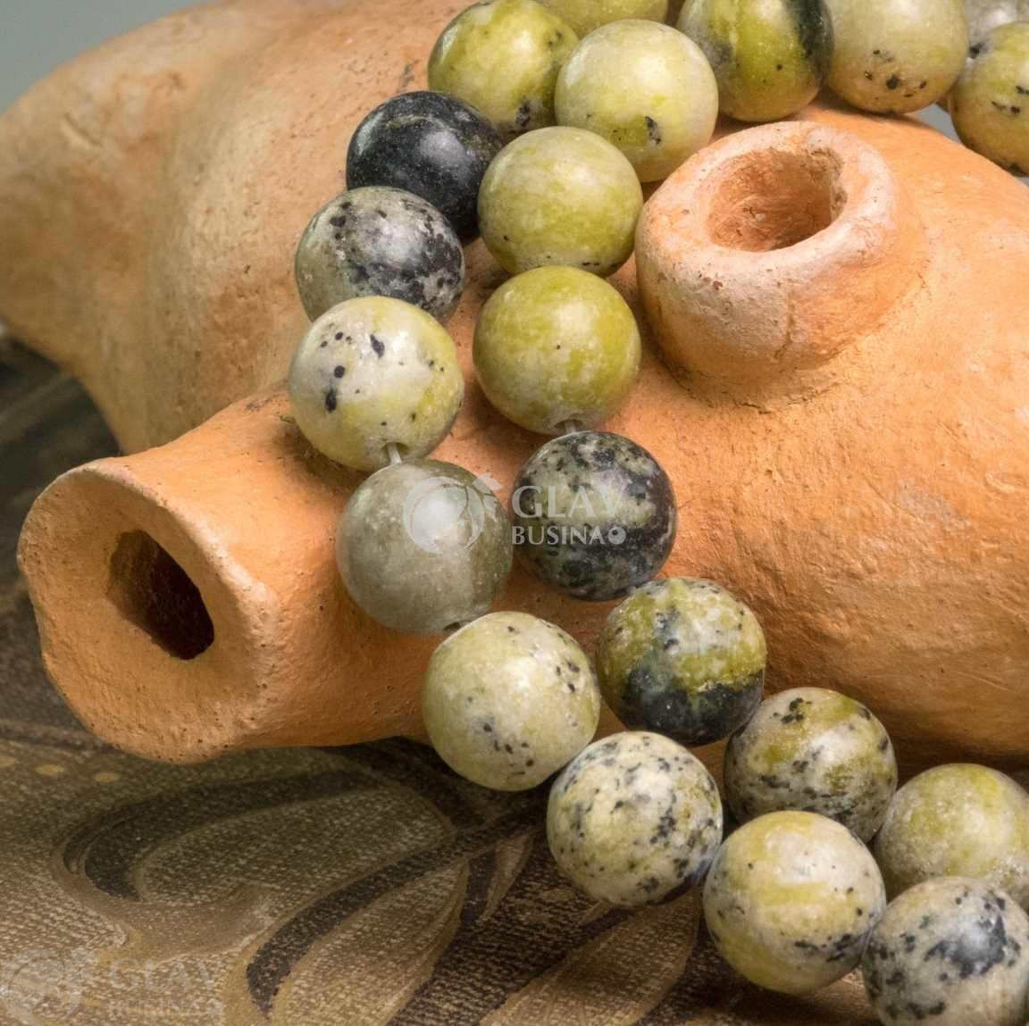 ОПТ (100 бусин) Яшма дендритовая зеленая, круглые бусины диам. 10мм.