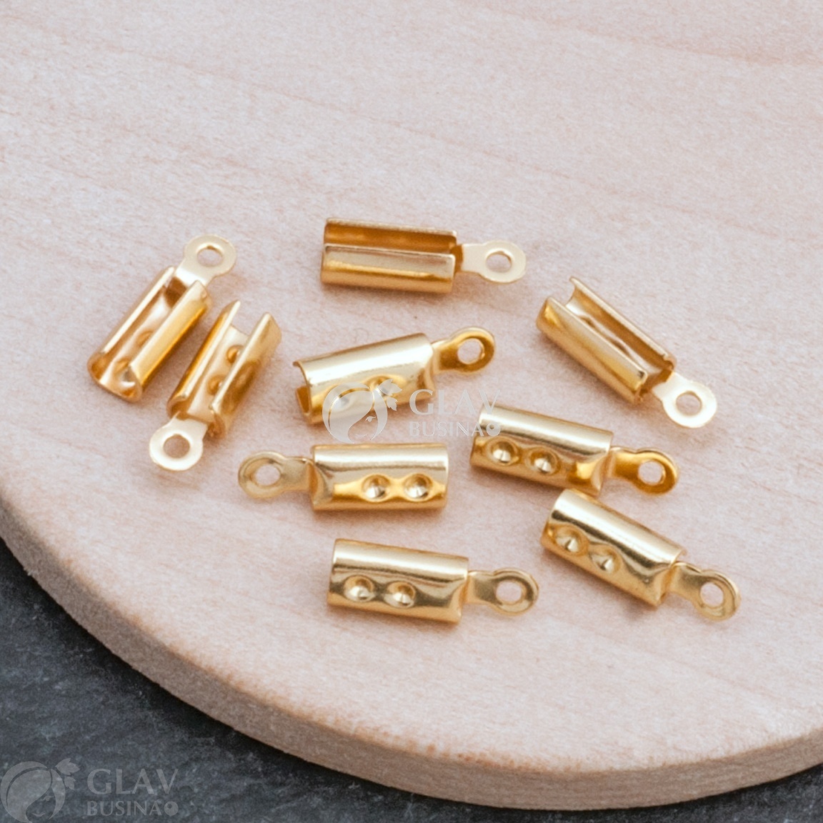 ОПТ (100 шт) Концевики зажимные из хирургической стали для круглых шнуров, 11х3мм, диам. 2.8мм, отв-е 1мм, цвет золото