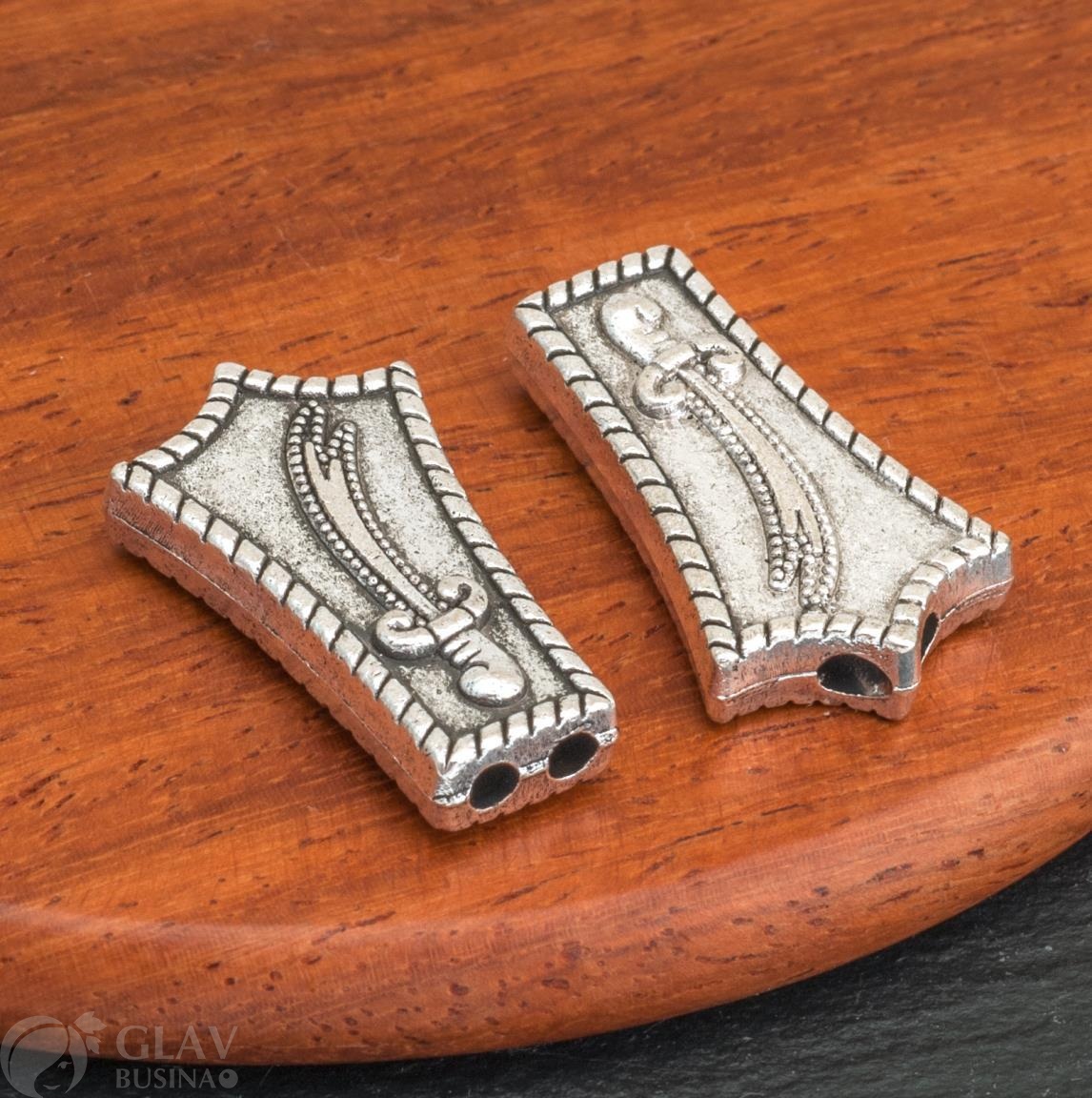 ОПТ (20 шт) Коннектор длинный двусторонний для четок из бижутерного сплава, Зульфакар, 23х14х5мм, 4 отв. по 1,5мм, цвет античное серебро.