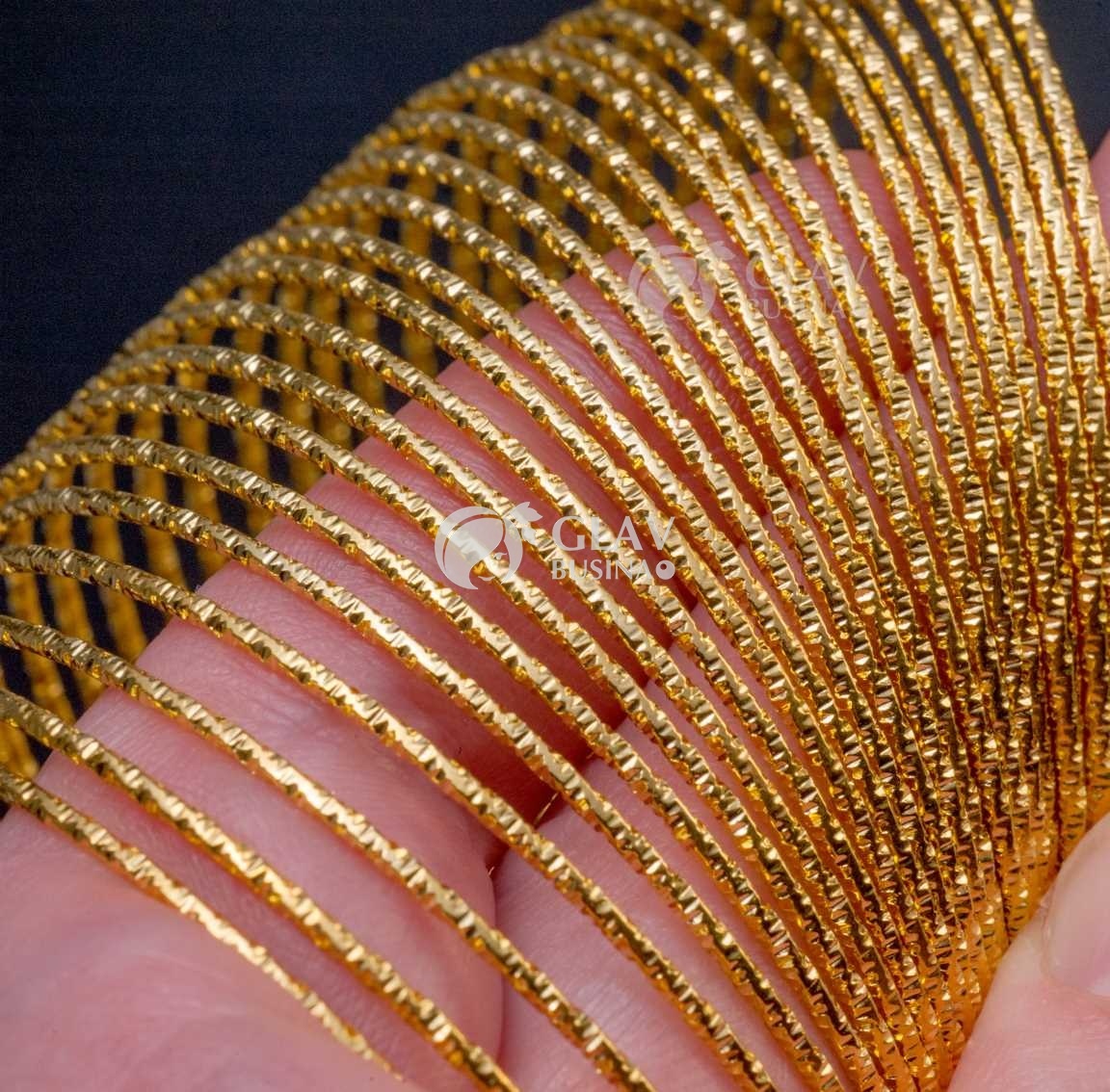 Текстурная латунная основа для браслета, позолота 24k, толщина 1.2мм, диам. 60 мм.