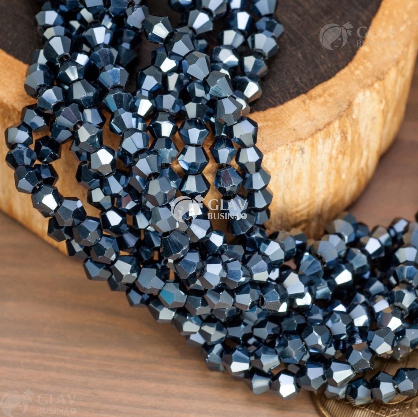ОПТ (50 ниток) Нитка стеклянных бусин-биконусов: 85 бусин / 32 см, р-р 4.5х4мм, отв-е 1мм, непрозрачные, цвет гематит.