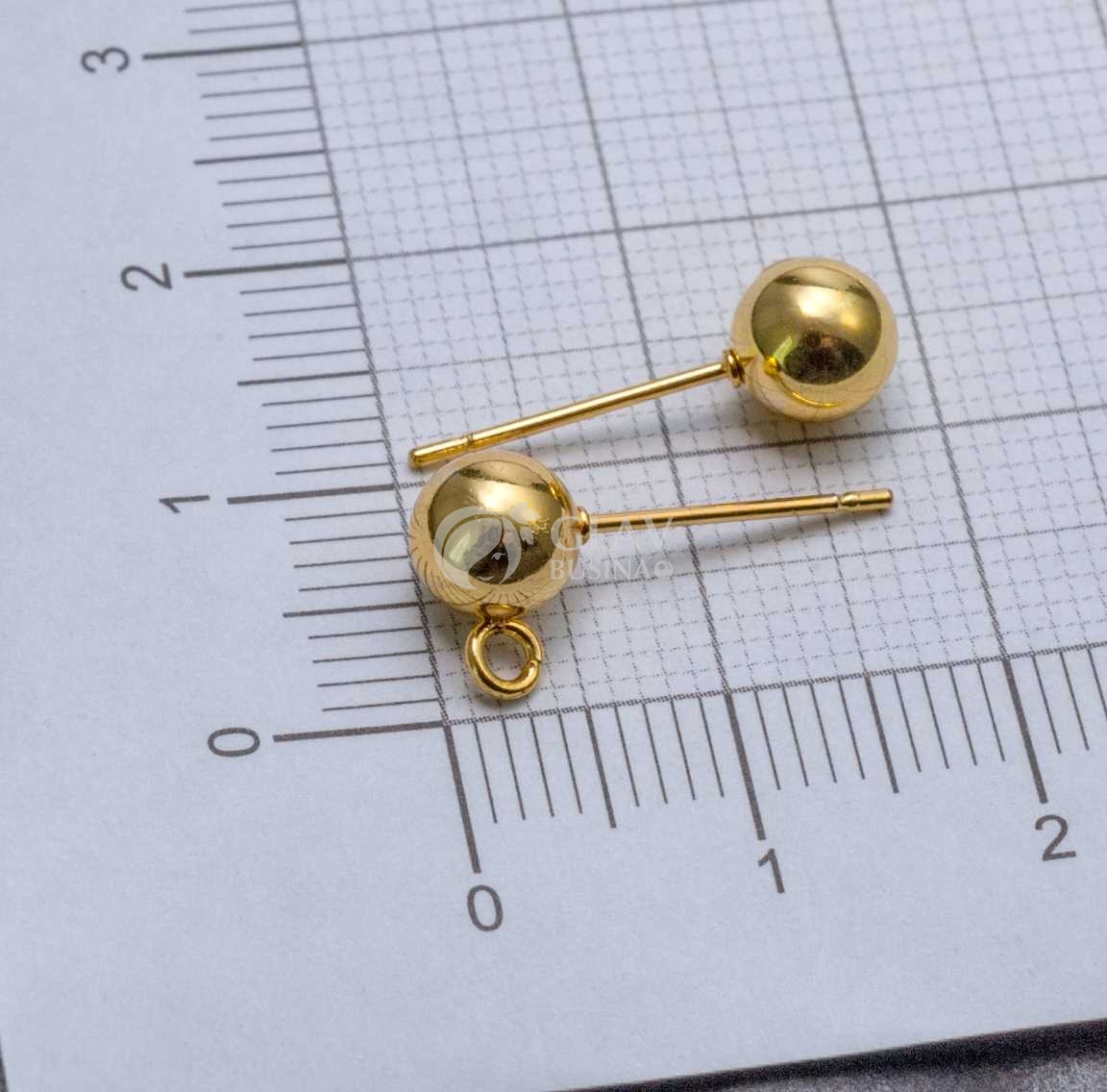 Стальные пуссеты с шариком, натуральная позолота 18K, диам. 6мм,с гвоздиком 12х0.7мм и параллельным разъемным колечком 1.5мм.