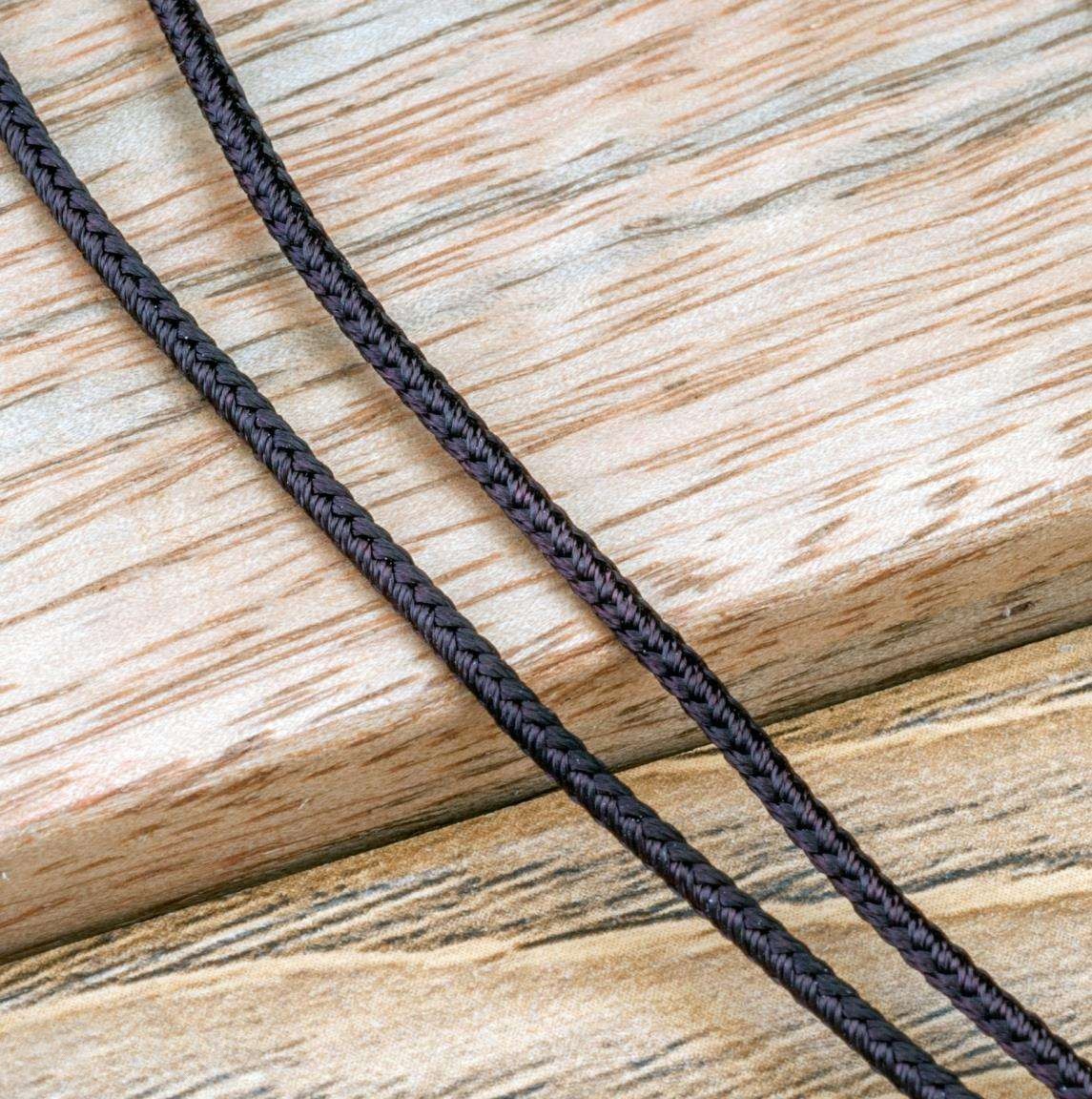 Основа для колье из коричневого полиэстрового шнура, шнур 2мм х 66см, с акриловой стопперной бусиной-рондель 8х4мм и бейлом-ниточкой с бусинками.