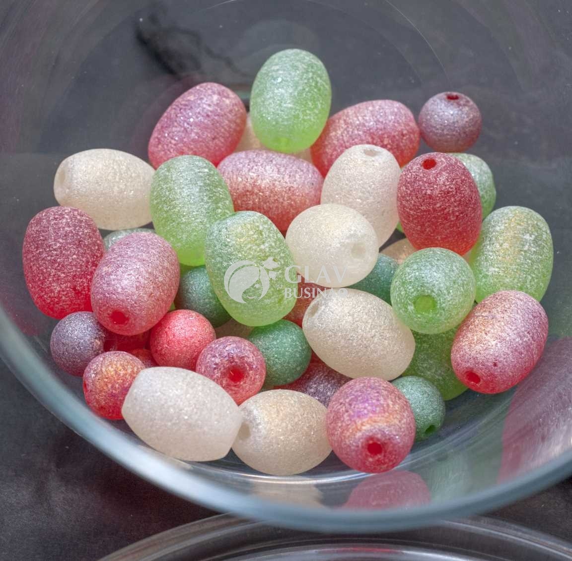 Микс. 50 шт. стеклянных бусин:  Морозная гирлянда. Р-ры бусин 8 - 12 мм.