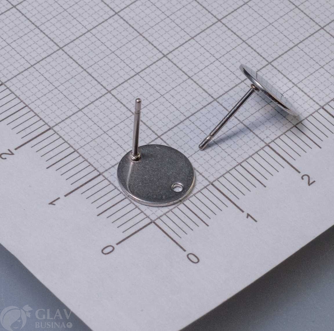 Пуссеты из хирургической стали, круглая гладкая площадка 10мм, отв. 1.3мм, гвоздик 11х0.9мм.