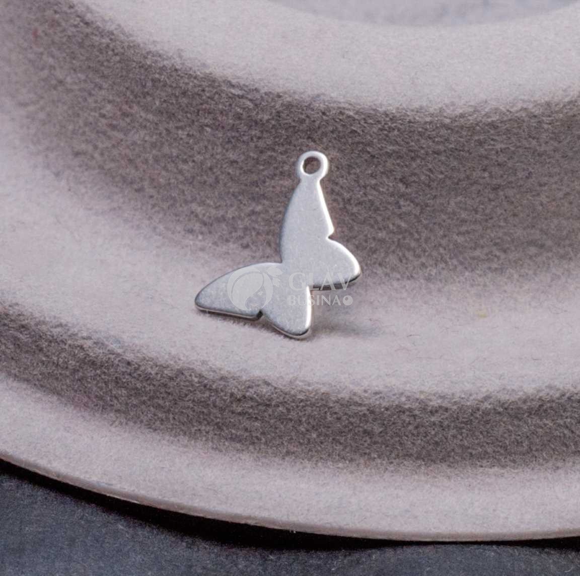 Бабочка, стальная подвеска, р-р 12х8х0.8 мм, отв-е 1 мм.