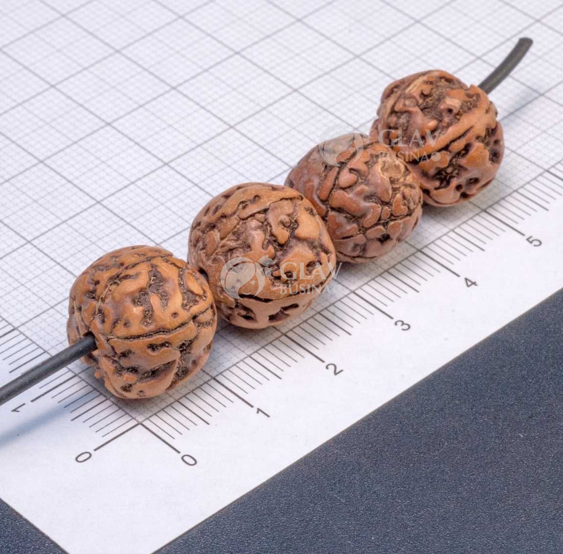 Бусины рудракша, не ровные, диам. 13-14мм, отв. 1.5 мм, цвет светло-коричневый, без покрытия.