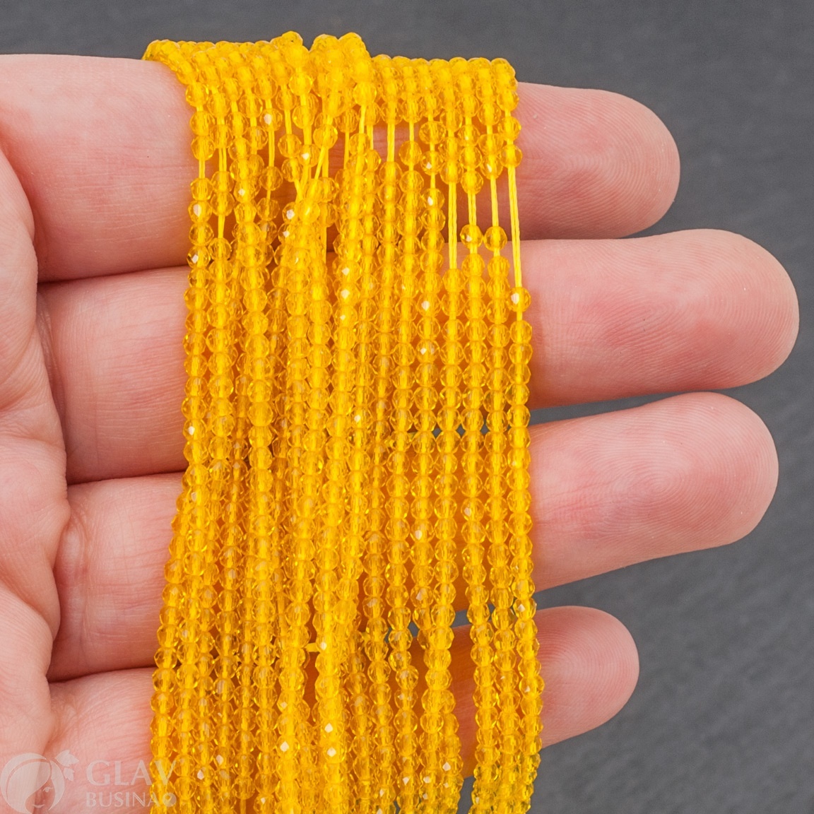 Нитка ок. 36 см / 180 хрустальных бусин на желтой нити, р-р 2х2мм, отв.0.8мм, цвет Цитрина (ярко-желтый).