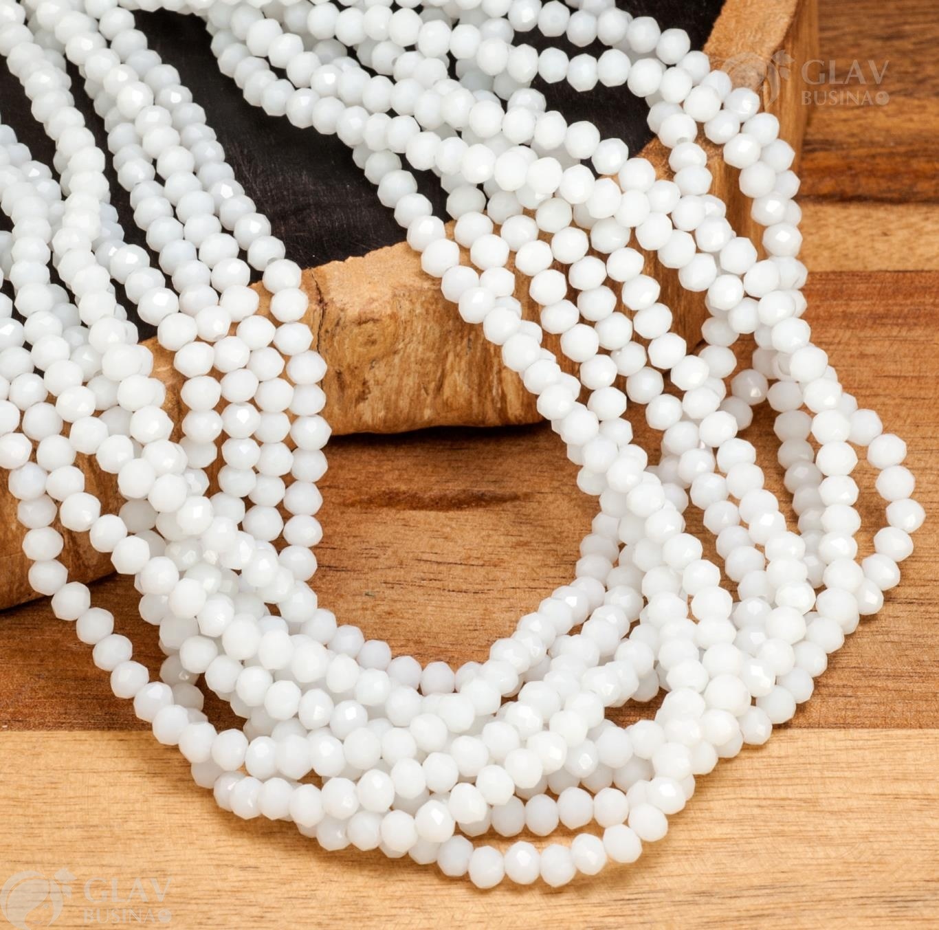 ОПТ (10 ниток) Нитка ок. 42 см / 123-127 хрустальных бусин-ронделей, р-р 3.5х4.5, отв-е 0.9мм, белые непрозрачные.