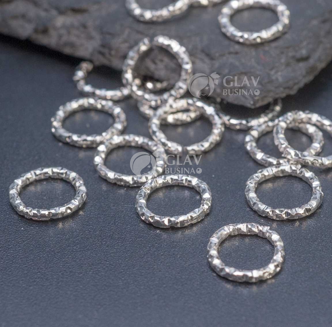 Колечки-коннекторы с насечками, 8х1.2 мм, закрытые железные,цвет серебро.