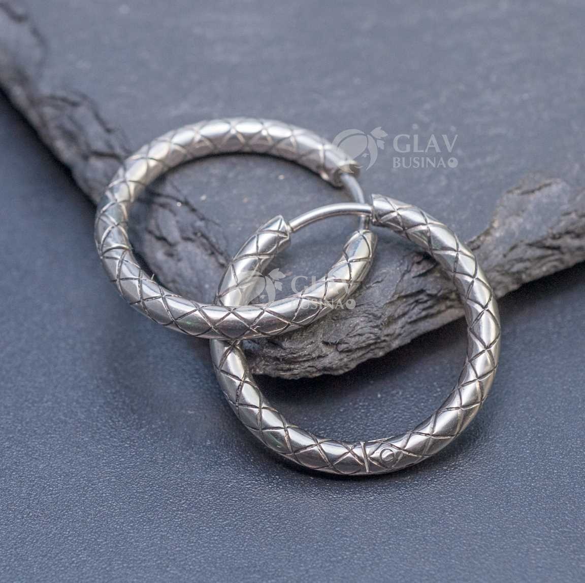 Швензы-бублики, узор-сеточка, хирургическая сталь, внутр. диам. 16мм, толщина 2.5мм.