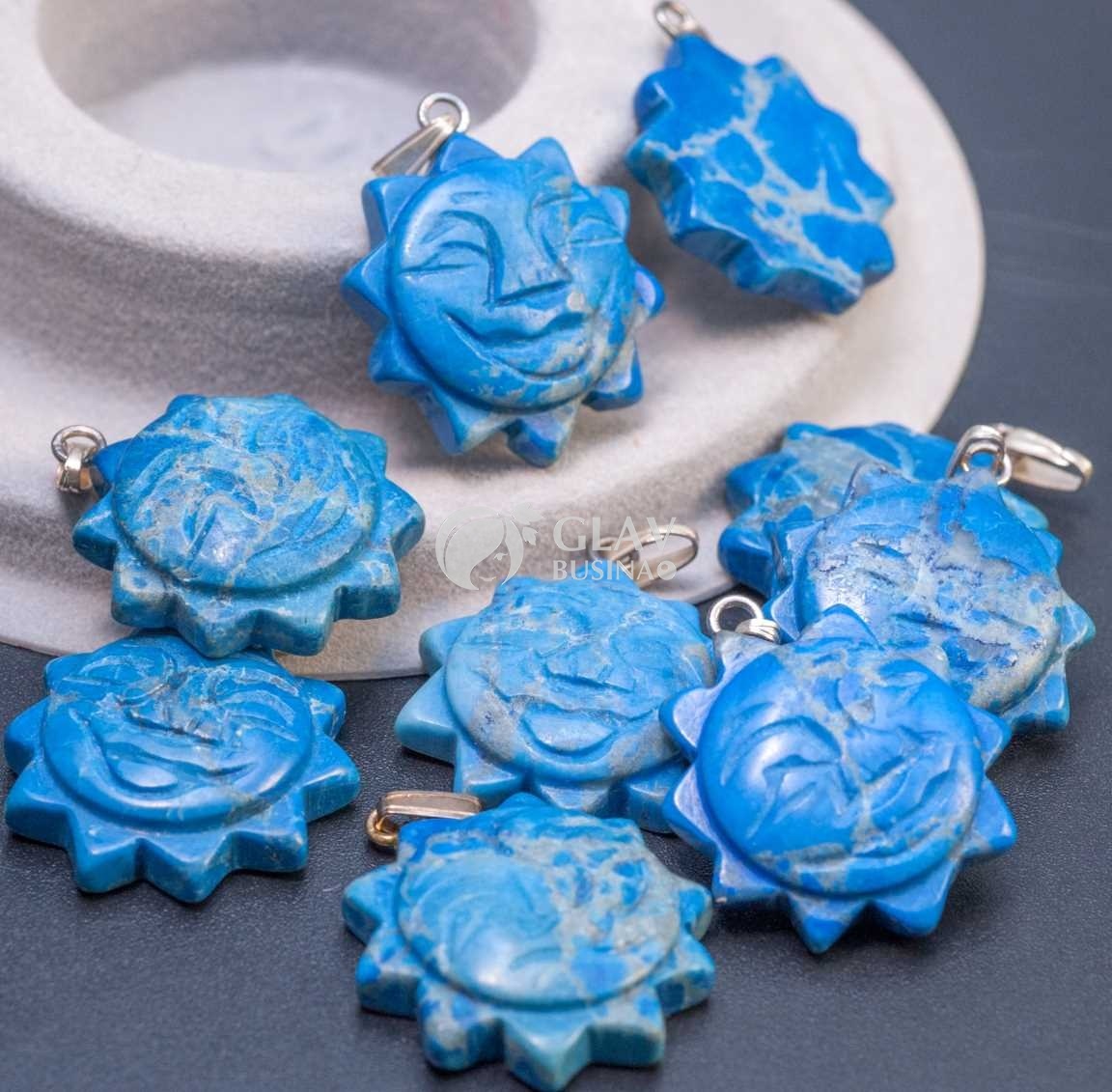 ОПТ (10 шт) Солнышко, подвеска из императорской бирюзы, цвет синий, р-р 24х20х6 мм, бейл 6 мм для шнура до 2мм.