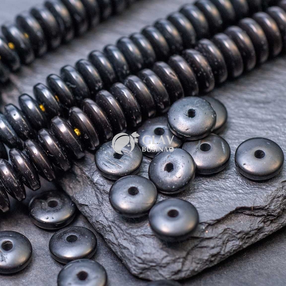 ОПТ (300 бусин) Бусины-хейши из оболочки кокосового ореха, р-р 8х3мм, отв-е 1,5мм, цвет черный.