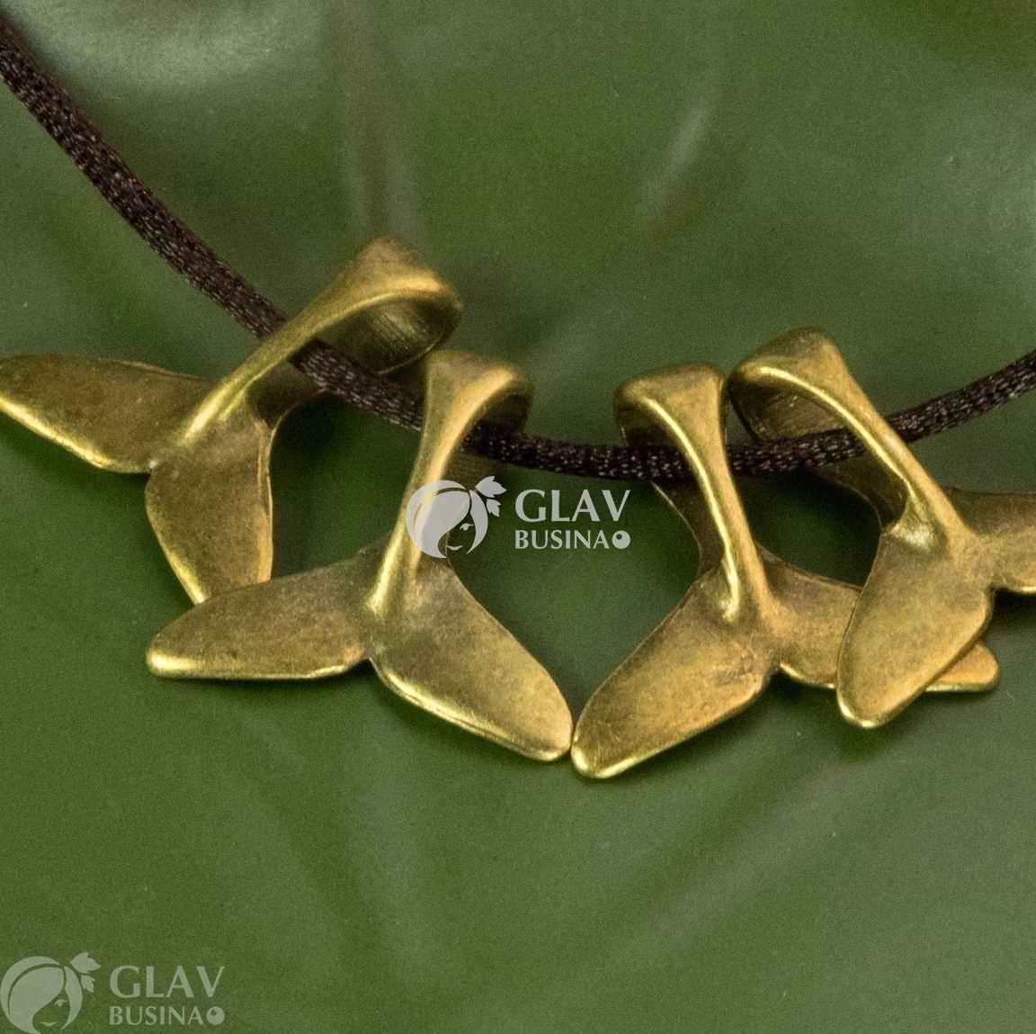 ОПТ (50 шт) Подвеска хвост кита, р-р 16х16х5мм, отв-е 3х8мм, бижутерный сплав, цвет бронза.