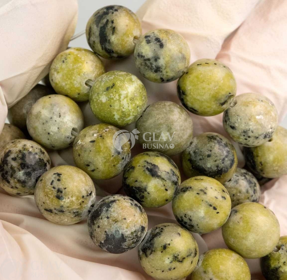 ОПТ (100 бусин) Яшма дендритовая зеленая, круглые бусины диам. 10мм.