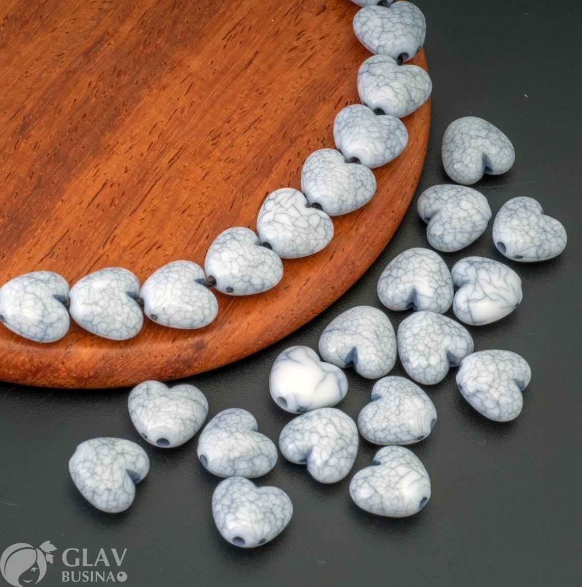 ОПТ (200 бусин) Бусины акриловые не прозрачные сердечки с эффектом кракелюр, цвет серый, 10х10х6мм, отв. 1,5мм.