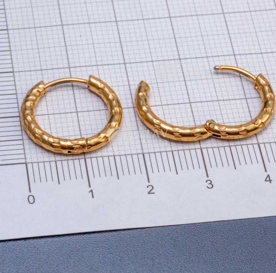 Швензы-бублики, узор-бамбук, хирургическая сталь, долговечное золотое покрытие, внутр. диам. 12мм, толщина 2.5мм.