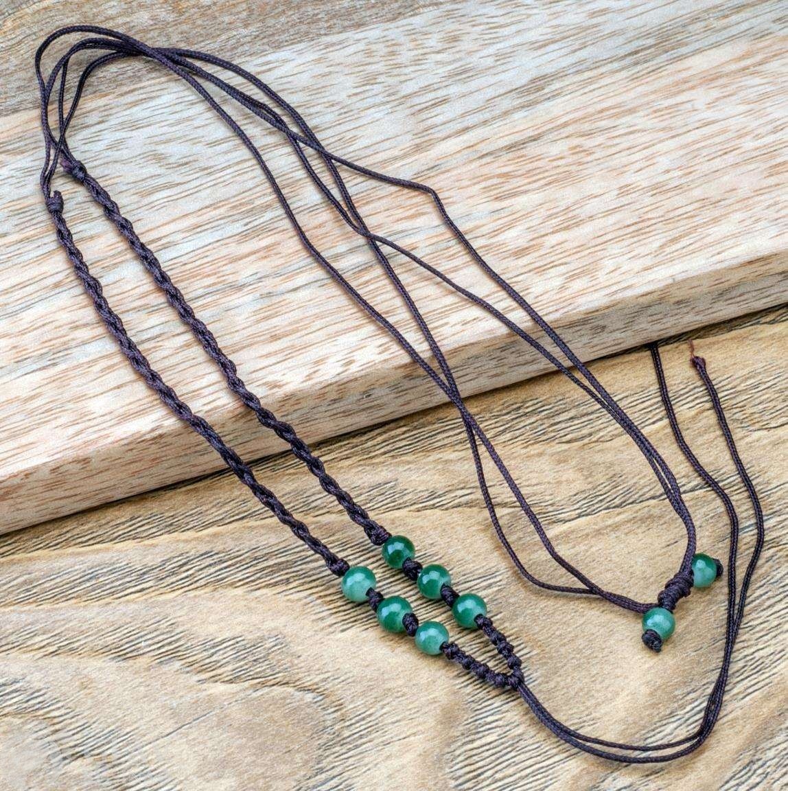 Основа для колье из коричневого полиэстрового шнура с бусинами тонированного кварца, шнур 2мм х 60см, регулируется до 43см, на скользящем узле с бейлом-ниточкой, цвет бусин зеленый.