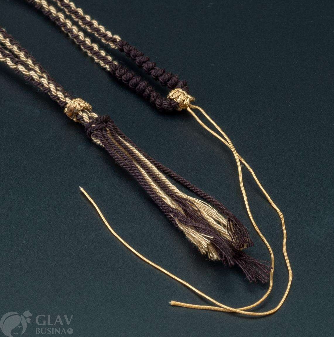 Основа для колье из хлопкового шнура цвет кедровая шишка (бежевый и темно-коричневый), шнур 4мм х 66см, с плетенным стопером 8х4мм и плетенным бейлом-колечком 7х3,7мм с ниточкой.