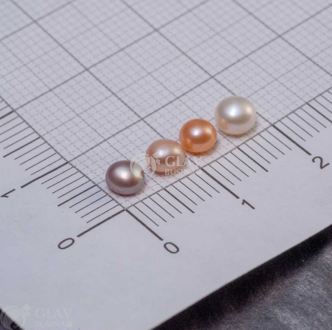 ОПТ (10 бусин) Жемчуг пресноводный, натуральный, кабошоны, р-р 3-5х4-5мм,белый, сиреневый, розовый.
