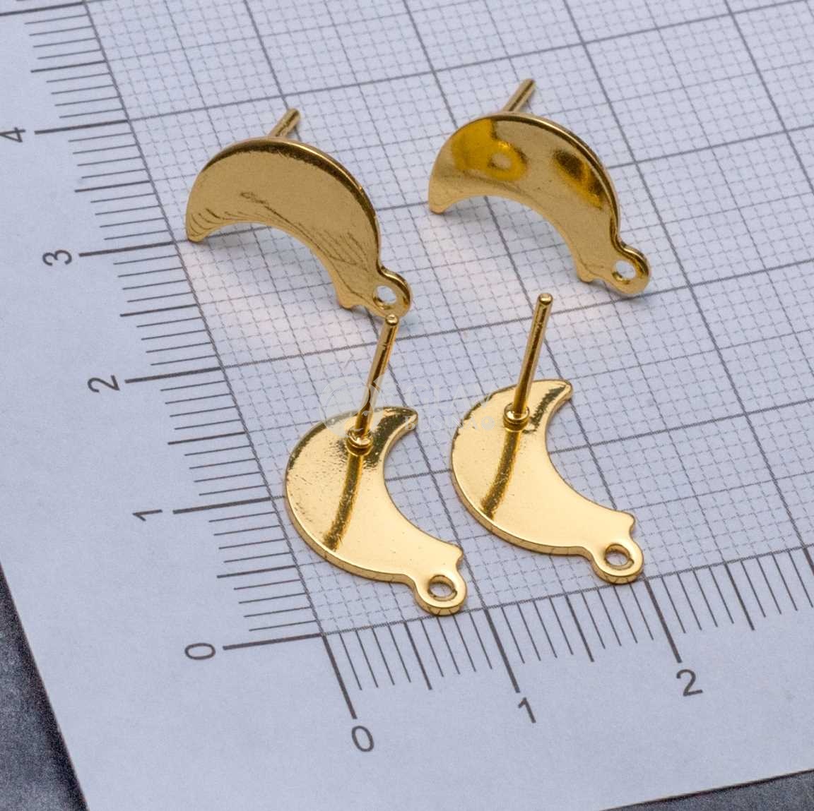 Пуссеты убывающая луна, хирургическая сталь, цвет гальваники желтое золото, р-р 15х9х1мм, гвоздик 11х0.8мм, отв-е 1.2мм.