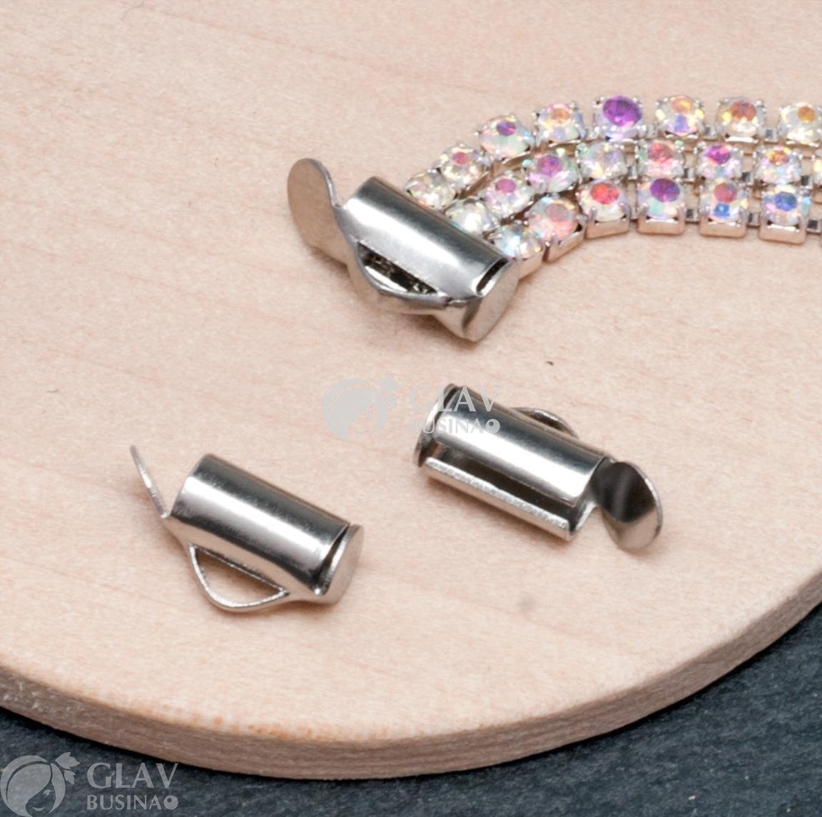 ОПТ (100 шт) Концевик-трубочка для стразовой цепочки, из полированной хирургической стали, р-р 6х8х4мм, отв. 1х2.5мм.