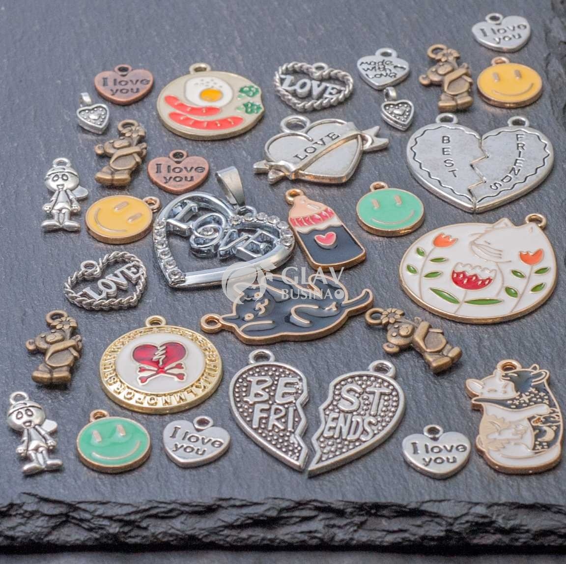 Микс 30 подвесок в тематике любовь и романтика. Бижутерный сплав.