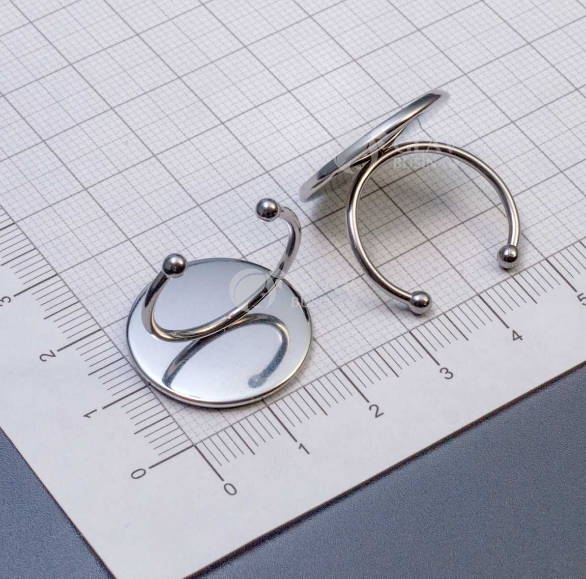 Основа кольца, универсальный размер, нержавеющая сталь, сеттинг 20 мм с бортиком.