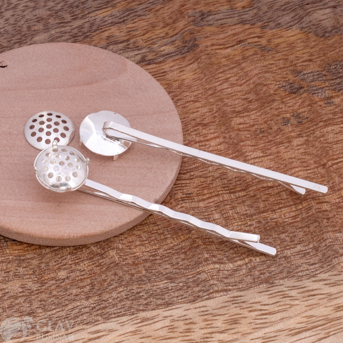 ОПТ (10 шт) Заколка-невидимка с вогнутым сеттингом и ситечком, железо-латунь, р-р 60мм, сеттинг 13мм, цвет серебро глянец